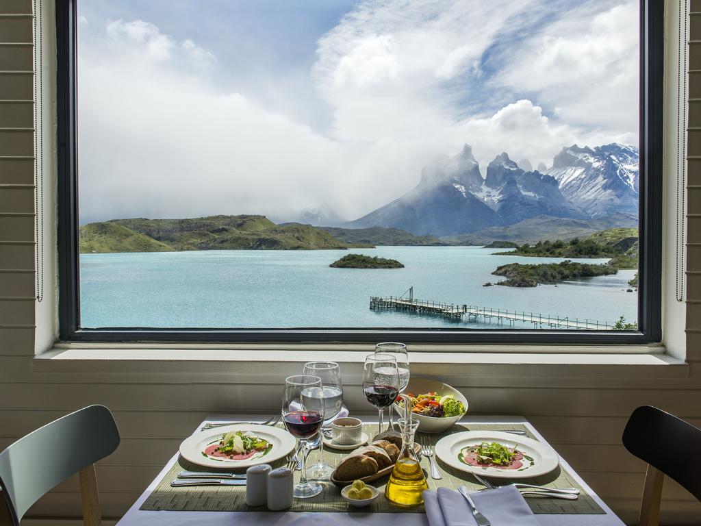Explora En Torres Del Paine Villa Torres del Paine National Park Exteriör bild