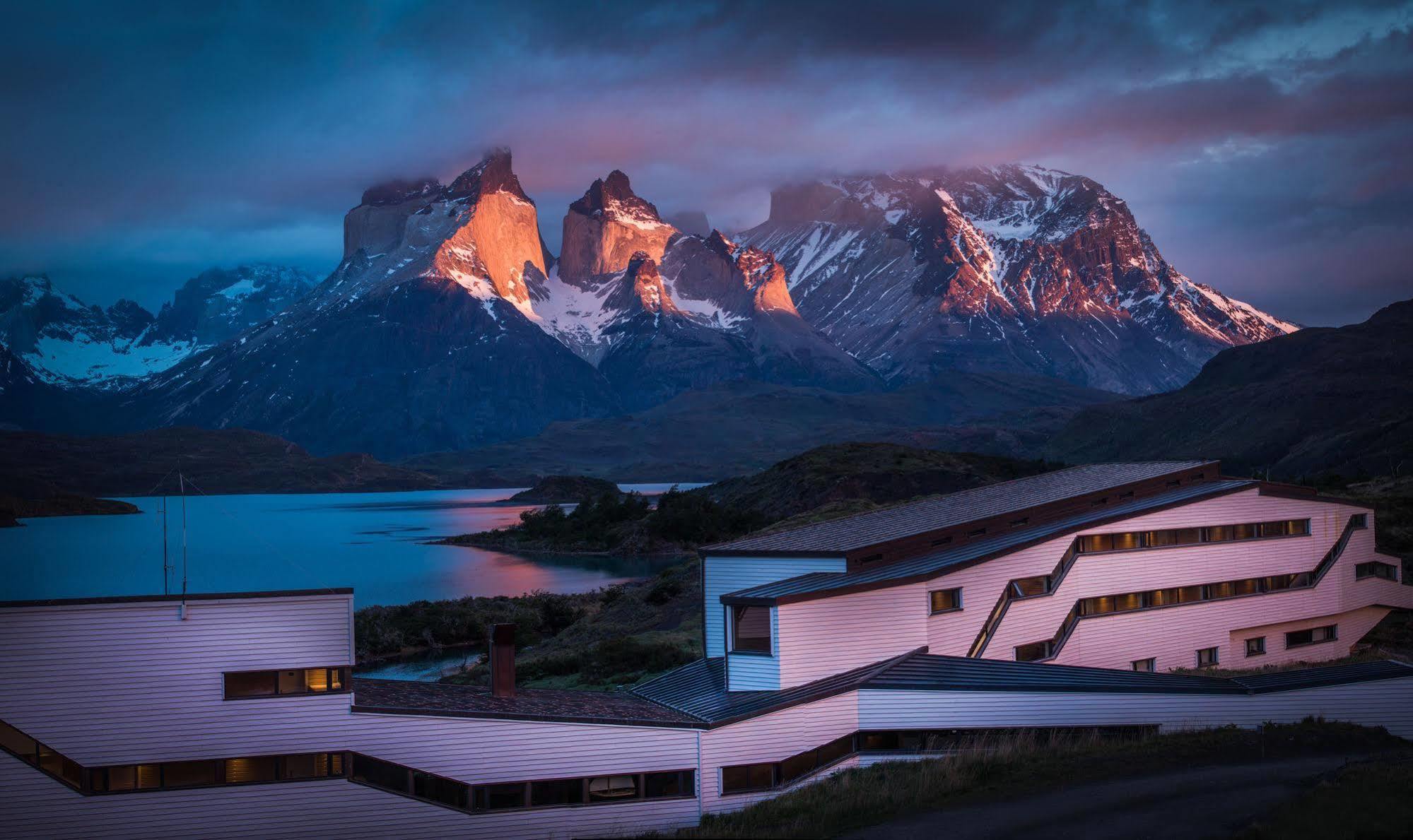 Explora En Torres Del Paine Villa Torres del Paine National Park Exteriör bild