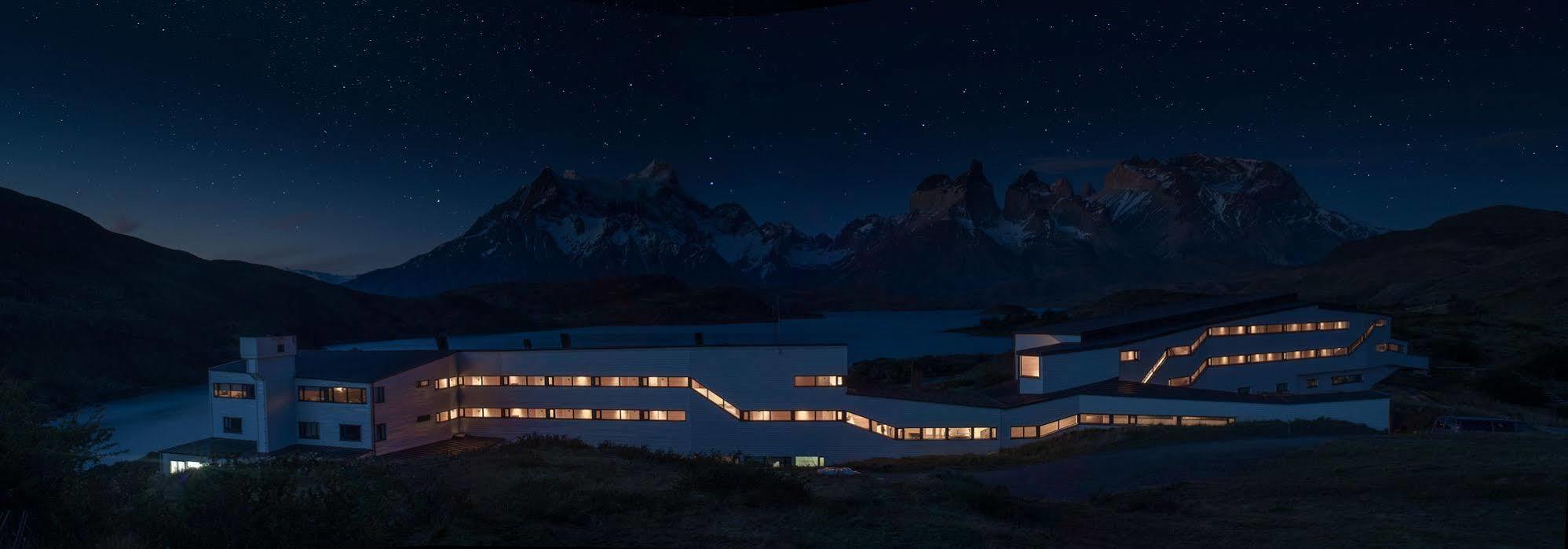 Explora En Torres Del Paine Villa Torres del Paine National Park Exteriör bild