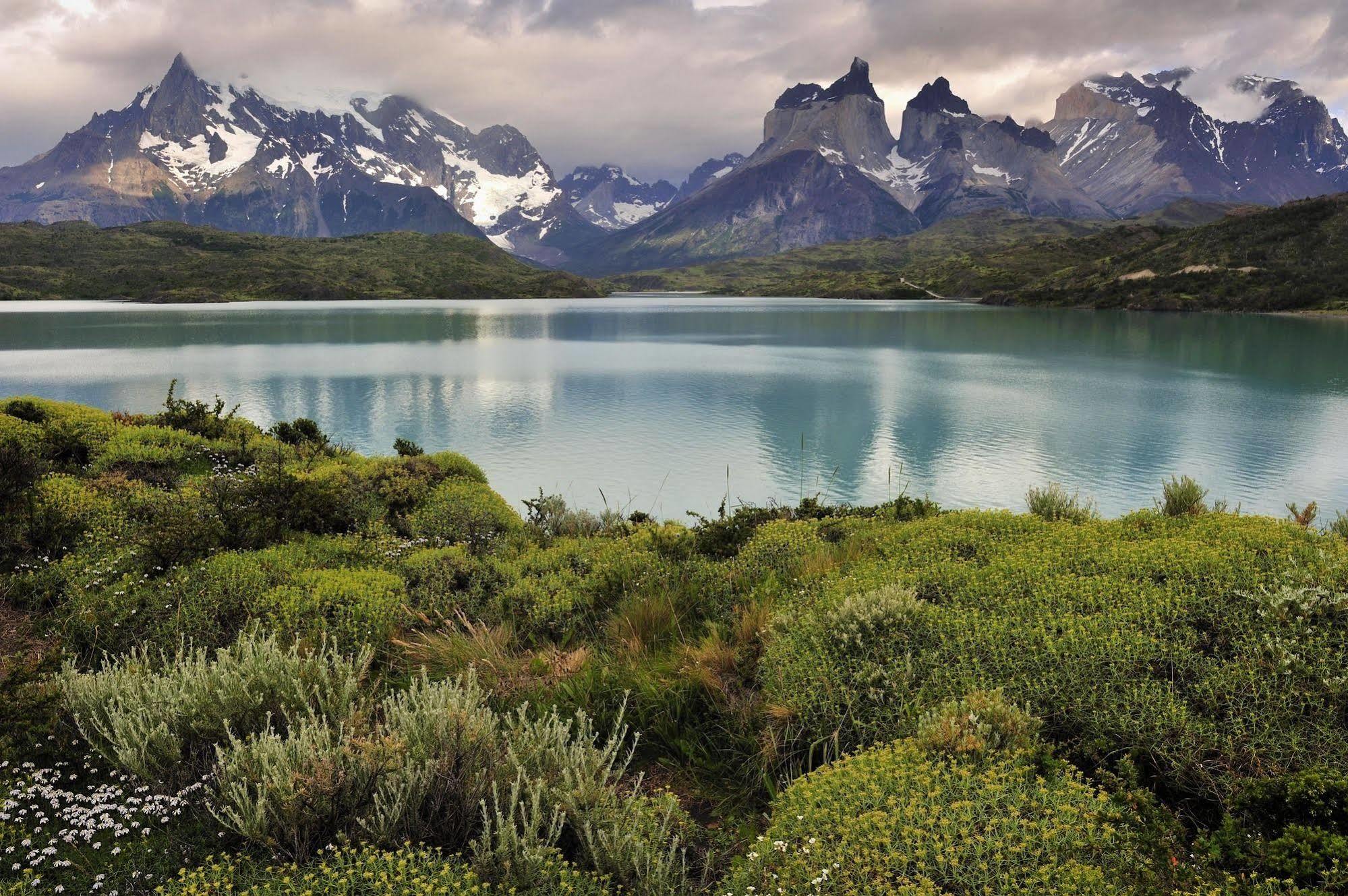 Explora En Torres Del Paine Villa Torres del Paine National Park Exteriör bild