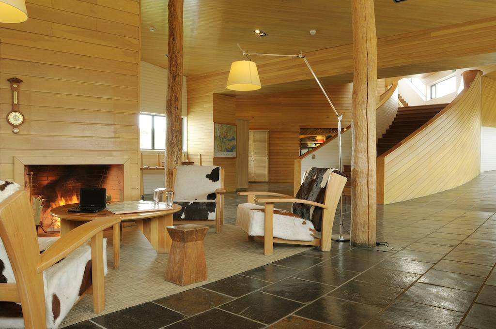 Explora En Torres Del Paine Villa Torres del Paine National Park Exteriör bild